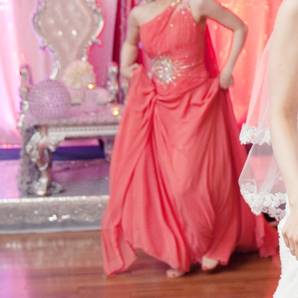 Tony Bowls Evening Gala Coral Chiffon Formal Dress Size 4 - Picture 4 of 14